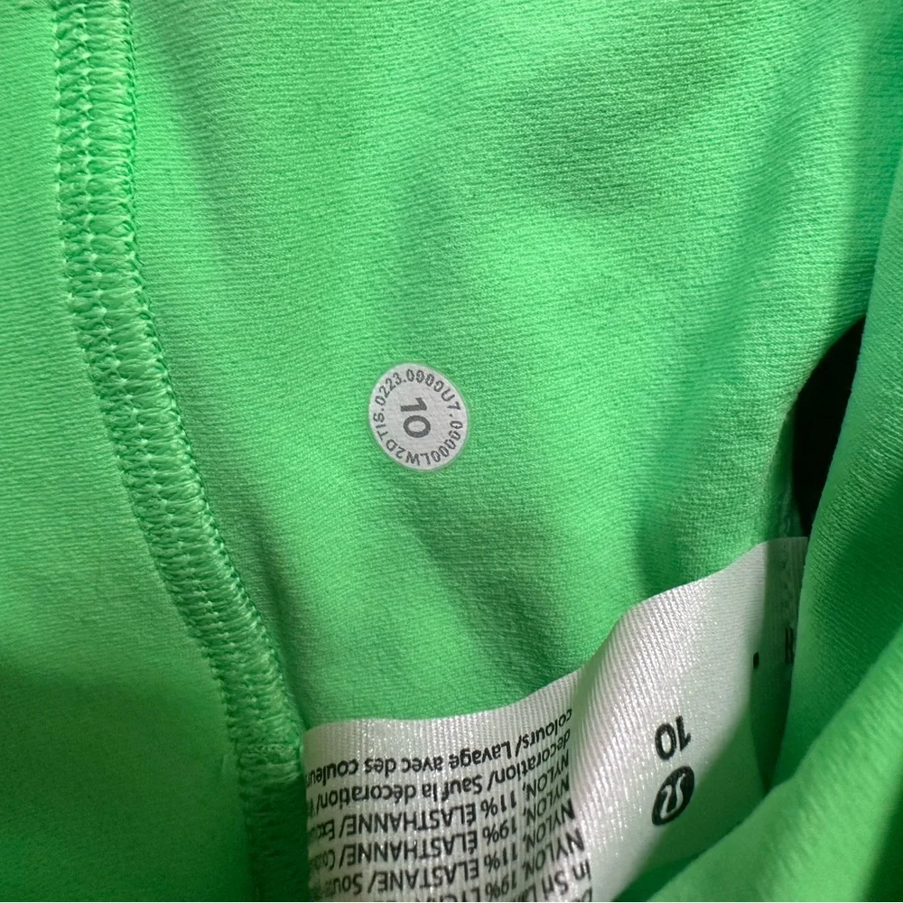 Lululemon Align V-Neck Bra Light Support A/B Cup - Picture 4 of 4